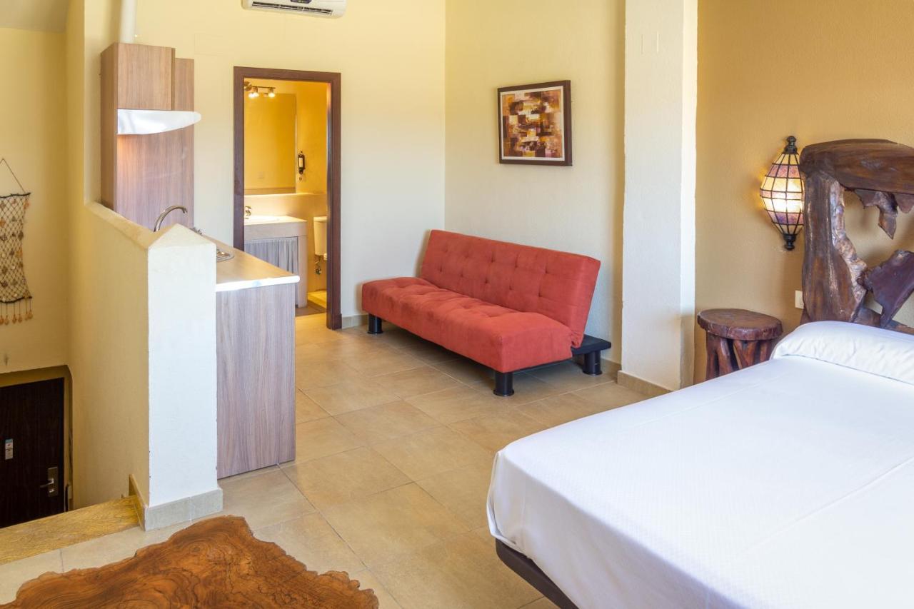 Zahara Sol Villas Y Apartamentos By Qhotels Zahara de los Atunes Bagian luar foto