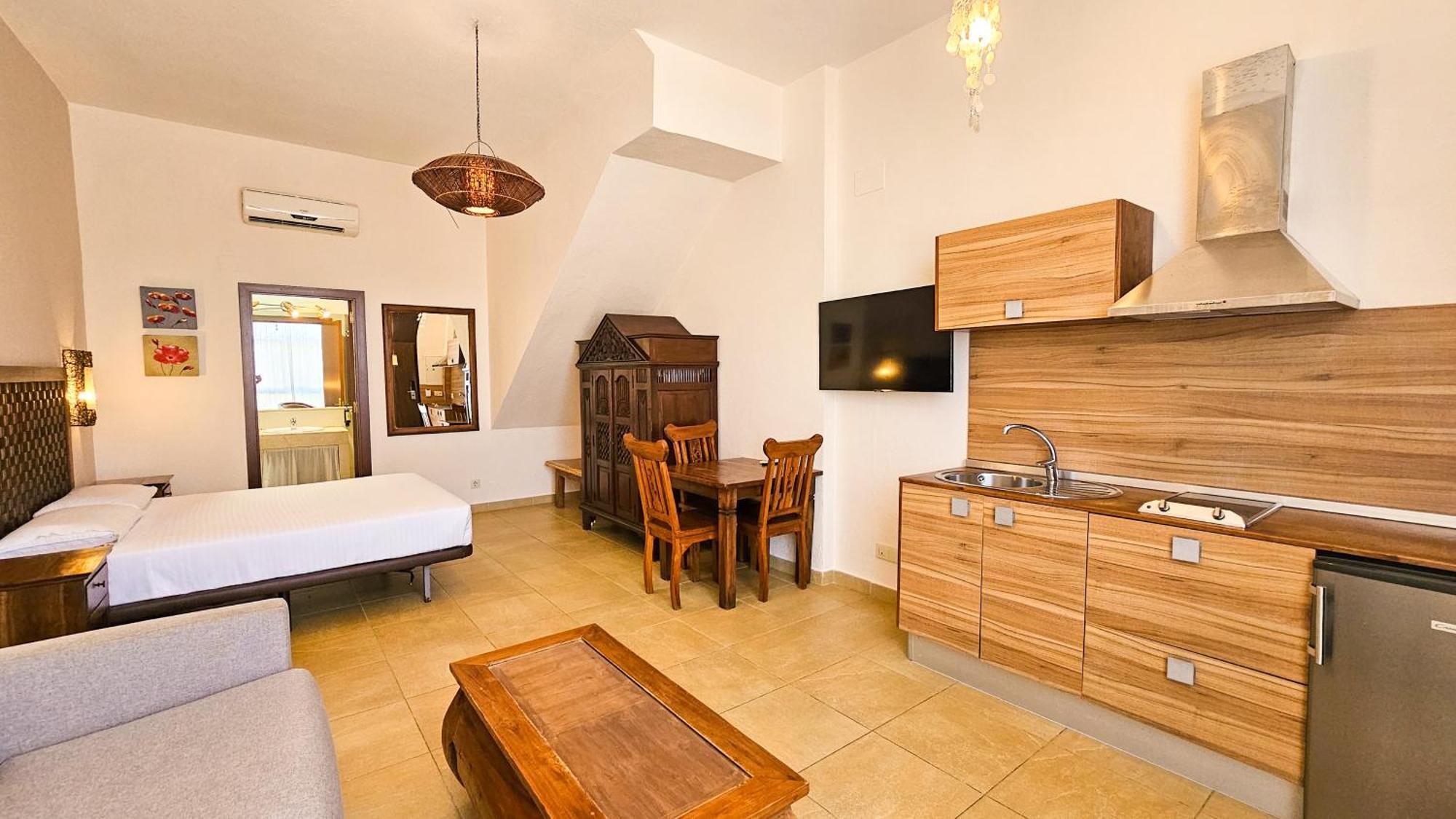 Zahara Sol Villas Y Apartamentos By Qhotels Zahara de los Atunes Bagian luar foto